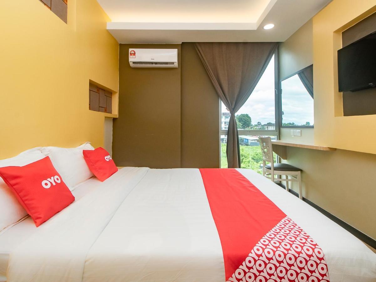 Oyo 90105 Towermas Hotel Sibu Extérieur photo