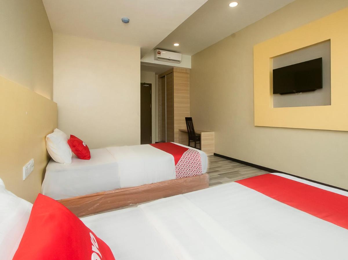 Oyo 90105 Towermas Hotel Sibu Extérieur photo